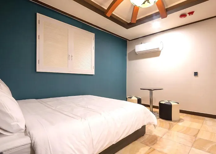 Sky Deokcheon Station Hotel Busan